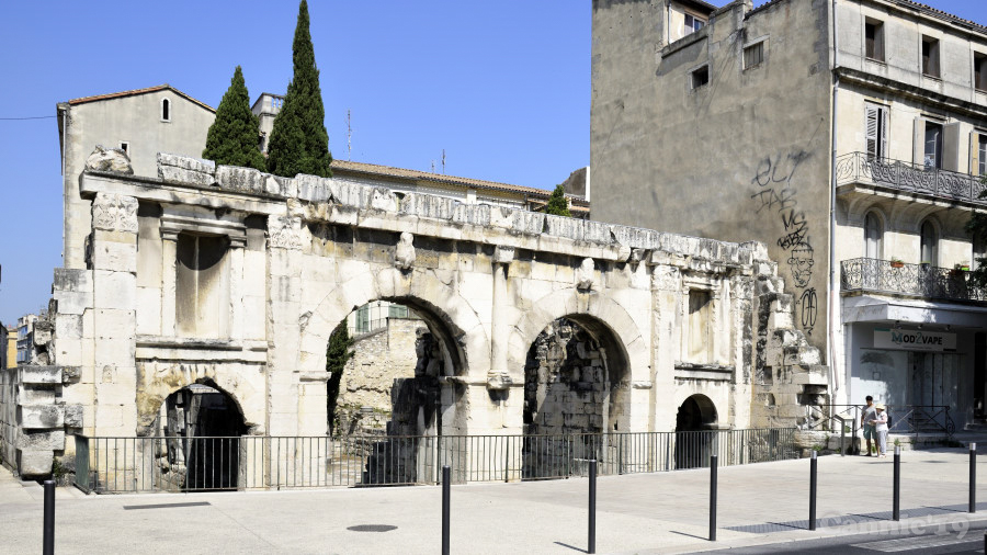 Nimes19_02.jpg